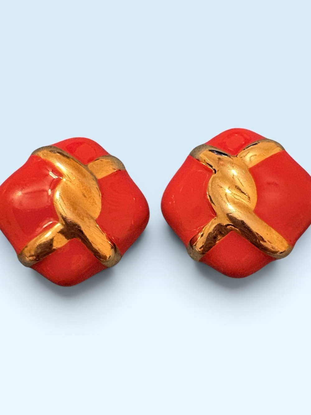 Vintage Red Enamel Gold Tone Knot Square Clip-On Earrings 1980s Runway